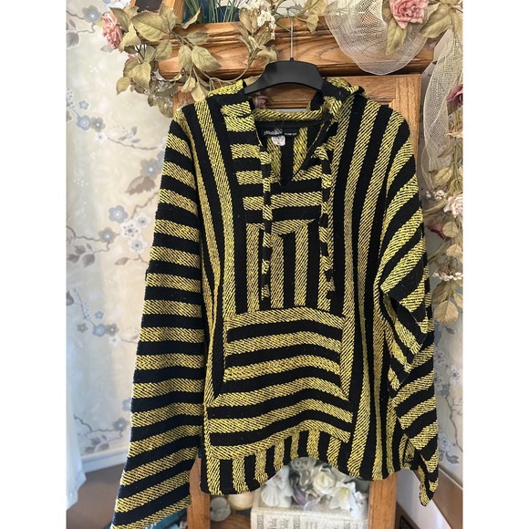Molokai Surf Co. Drug Rug Baja Hoodie Pullover Surfer Mexican Carpet  XL - Picture 1 of 9